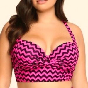 Torrid Chevron Zig Zag Pink & Black Print Swim Bikini Top